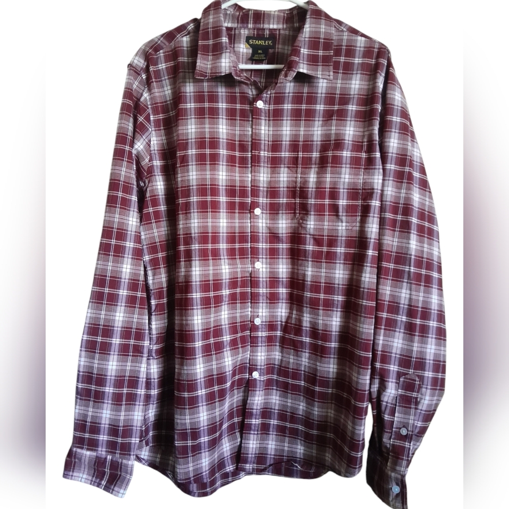 Stanley Men's Button up Plaid Shirt